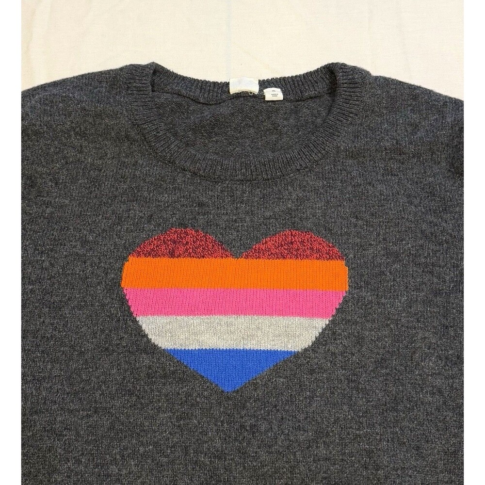 GAP Rainbow Heart Sweater Womens XL (Fits Like Large) Gray Crewneck Pullover